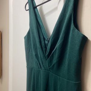 New with Tags, Size Large, Emerald Green Milana Maxi Dress